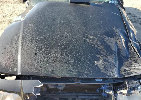 2002 Ford Crown Victoria Lx from USA, damaged, VIN 2FAFP74WX2X131752